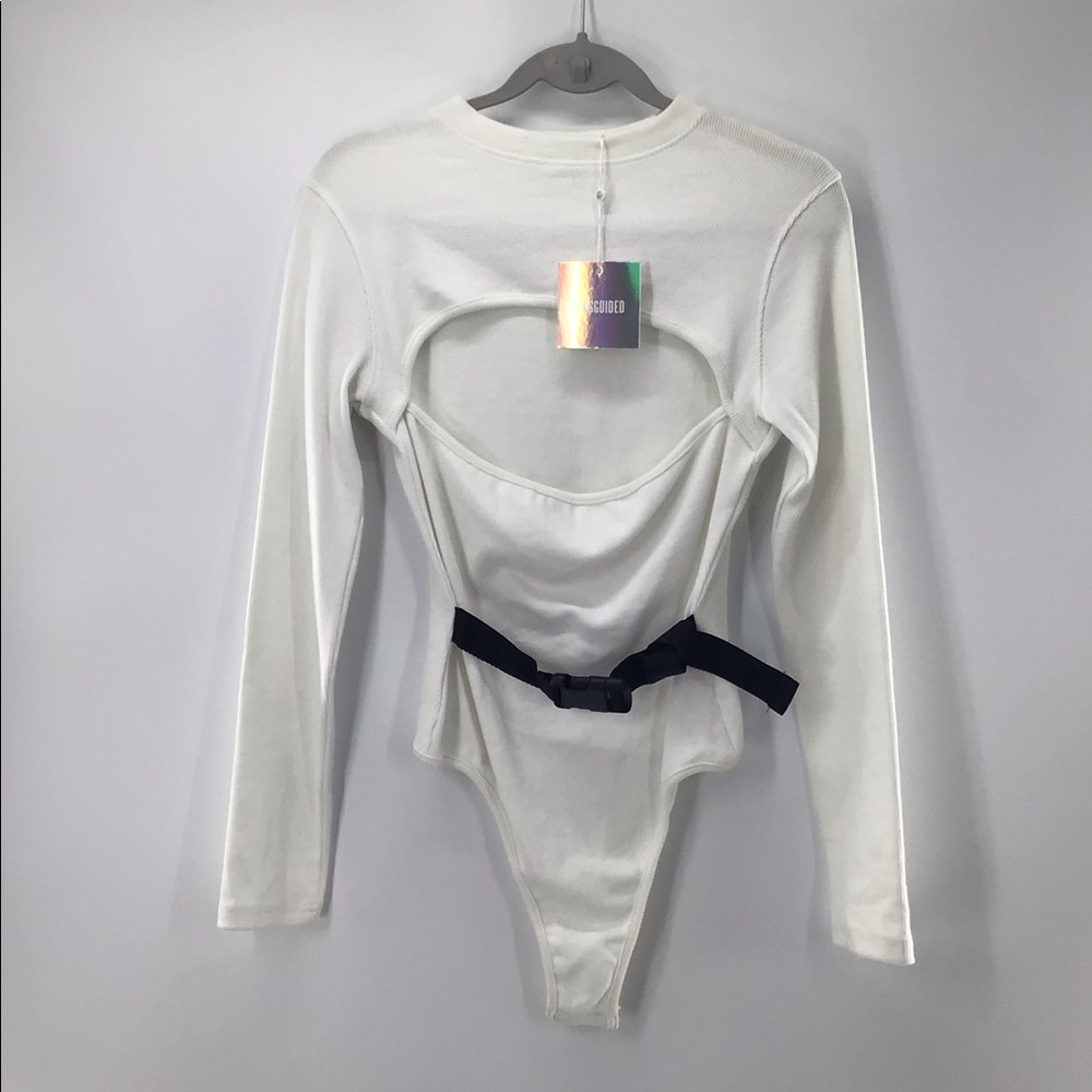 Missguided— Buckle Front Overboob White Ribbed Bodysuit